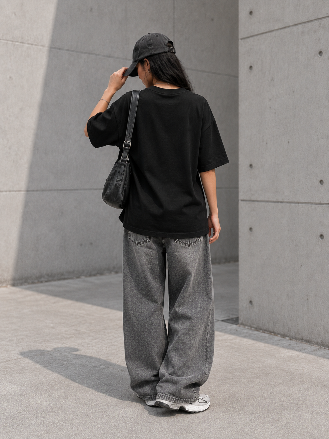 SAWADIKA Oversized T-Shirt