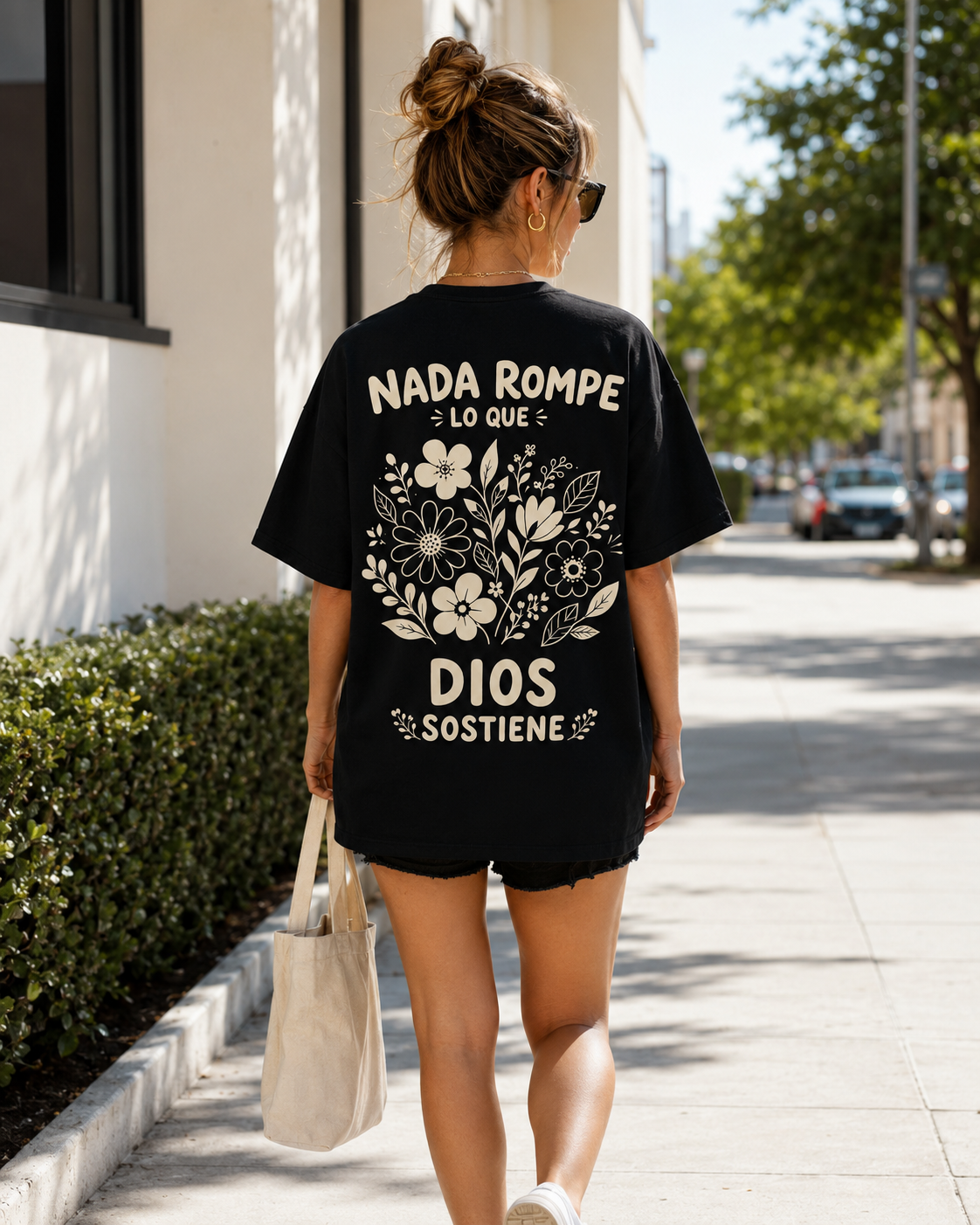 Dios Sostiene Oversized T-Shirt
