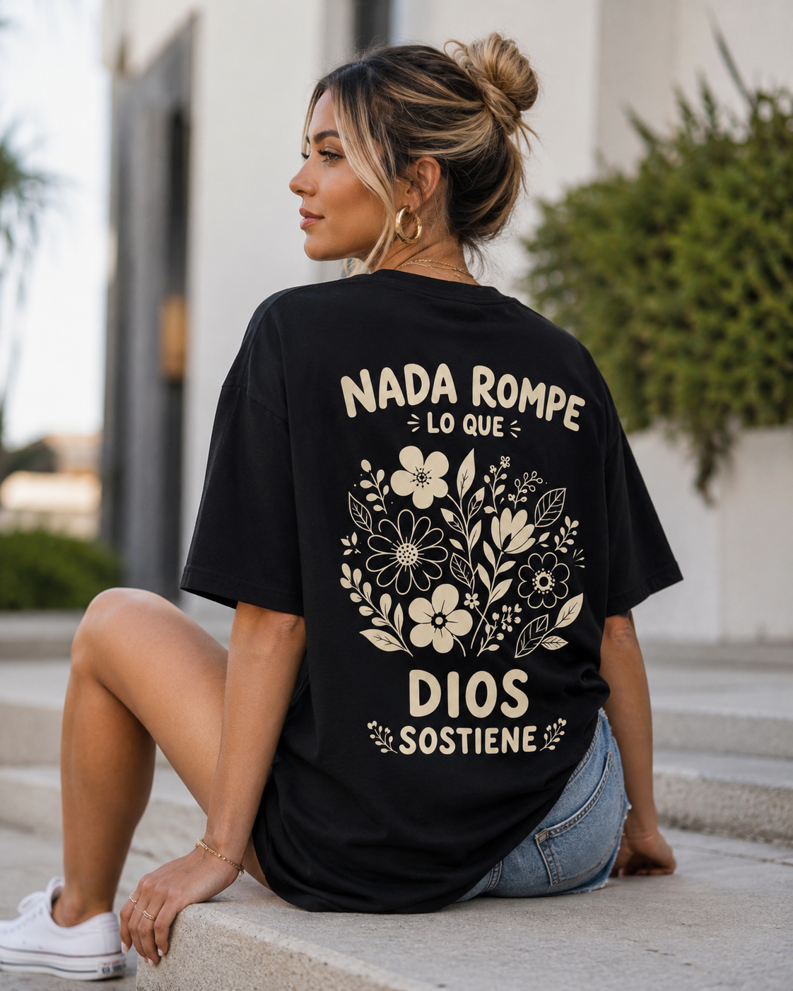 Dios Sostiene Oversized T-Shirt