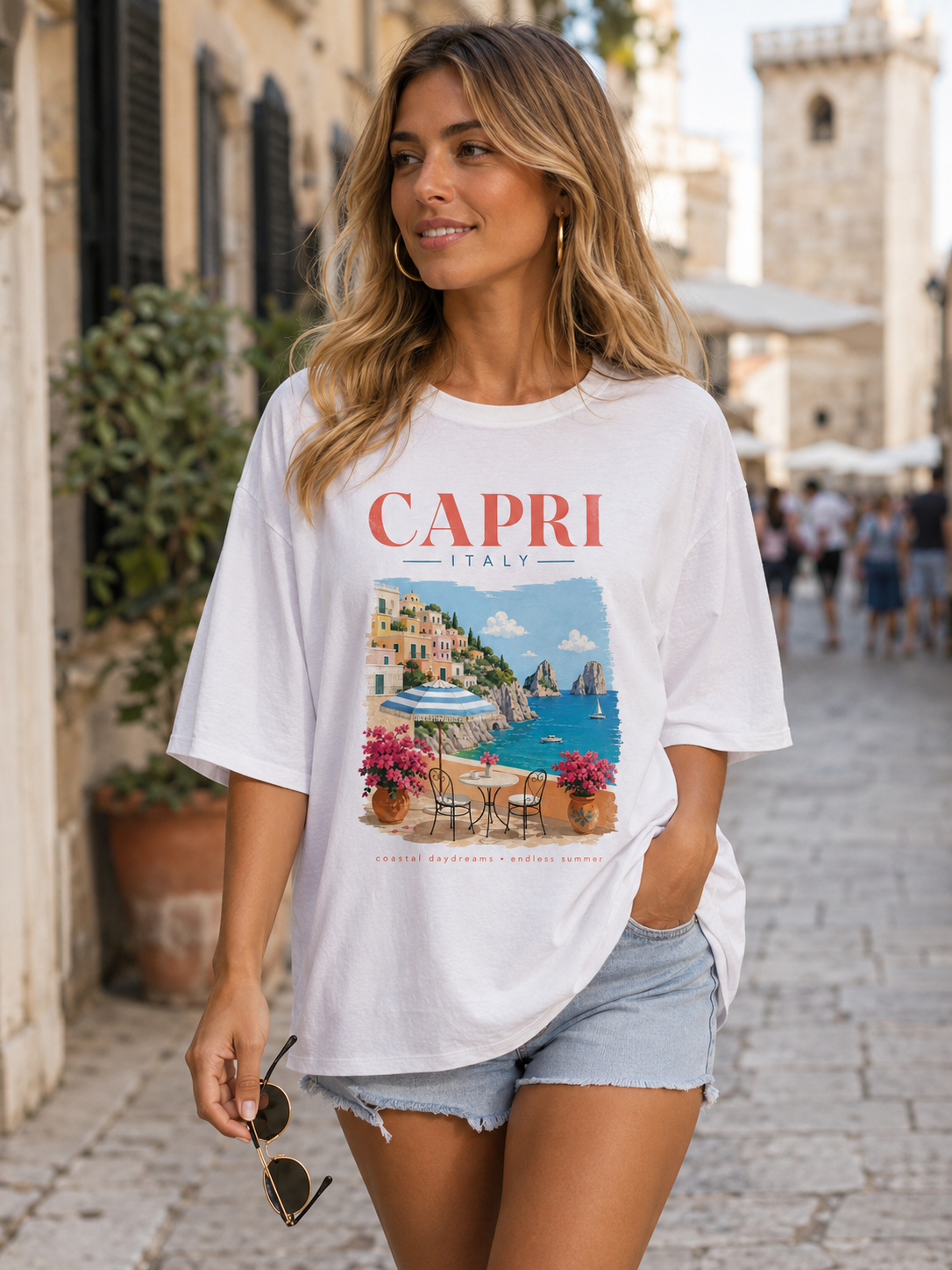 Capri Daydream Babe Oversized T-Shirt