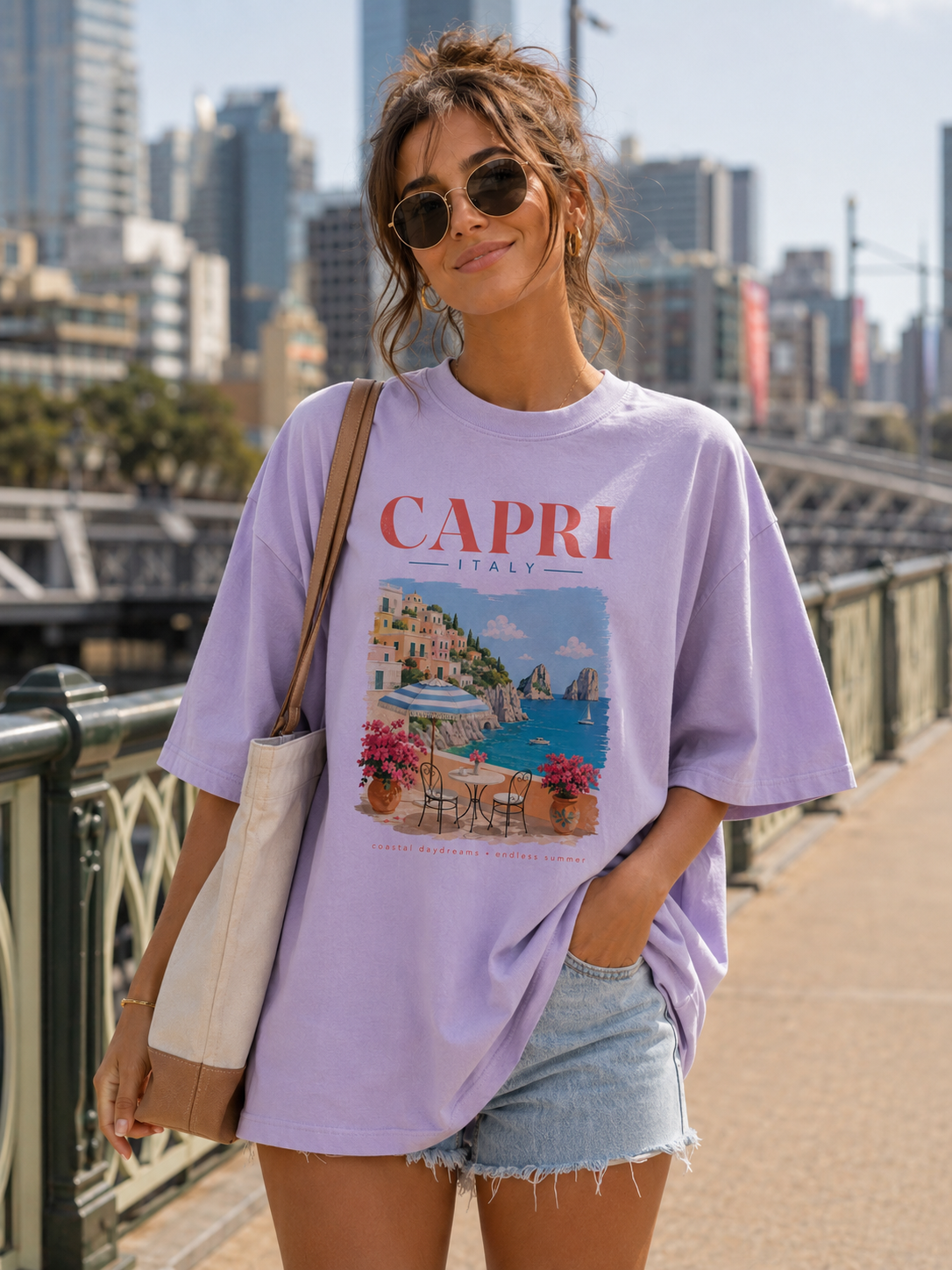 Capri Daydream Babe Oversized T-Shirt