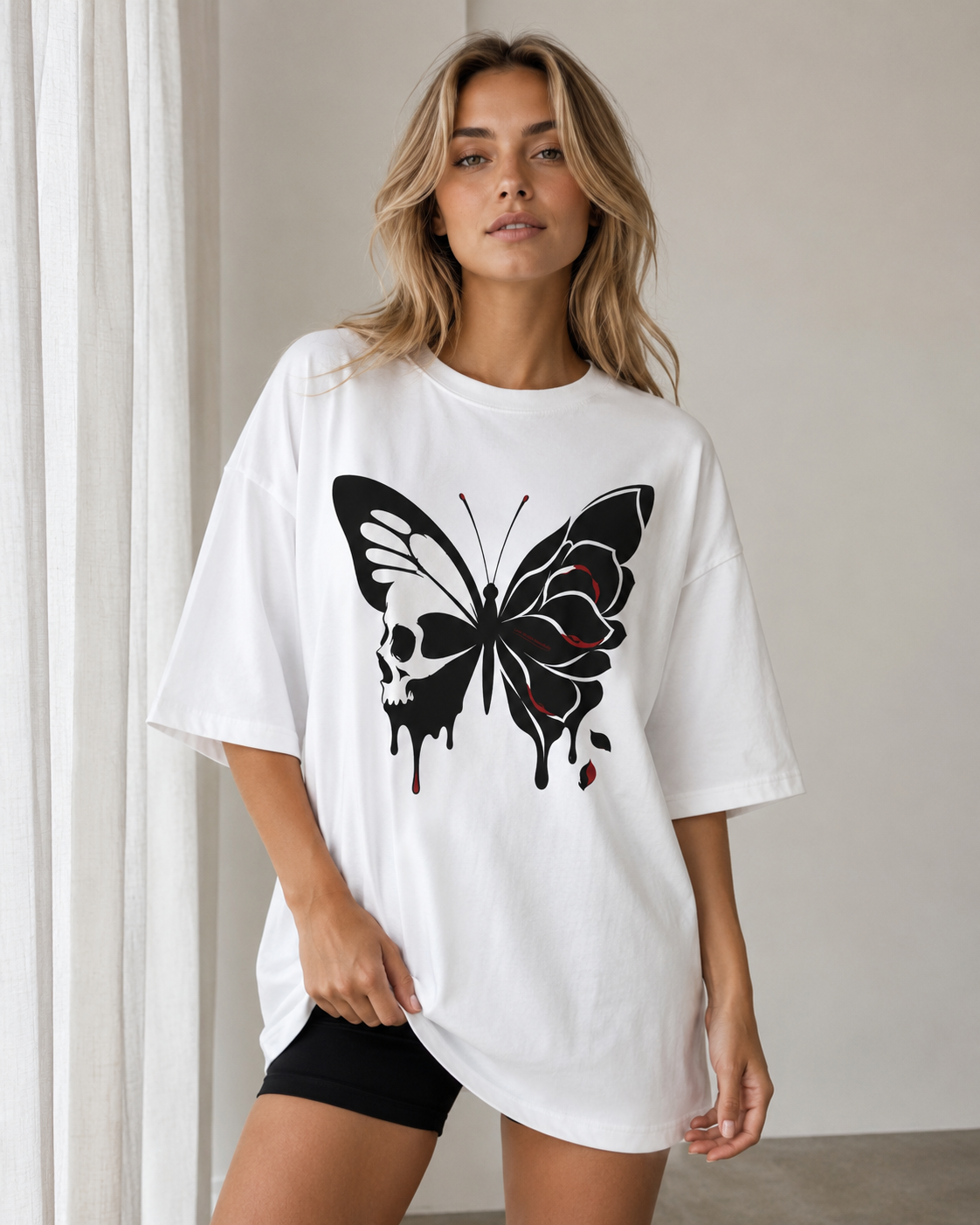 Skullwing Babe Oversized T-Shirt