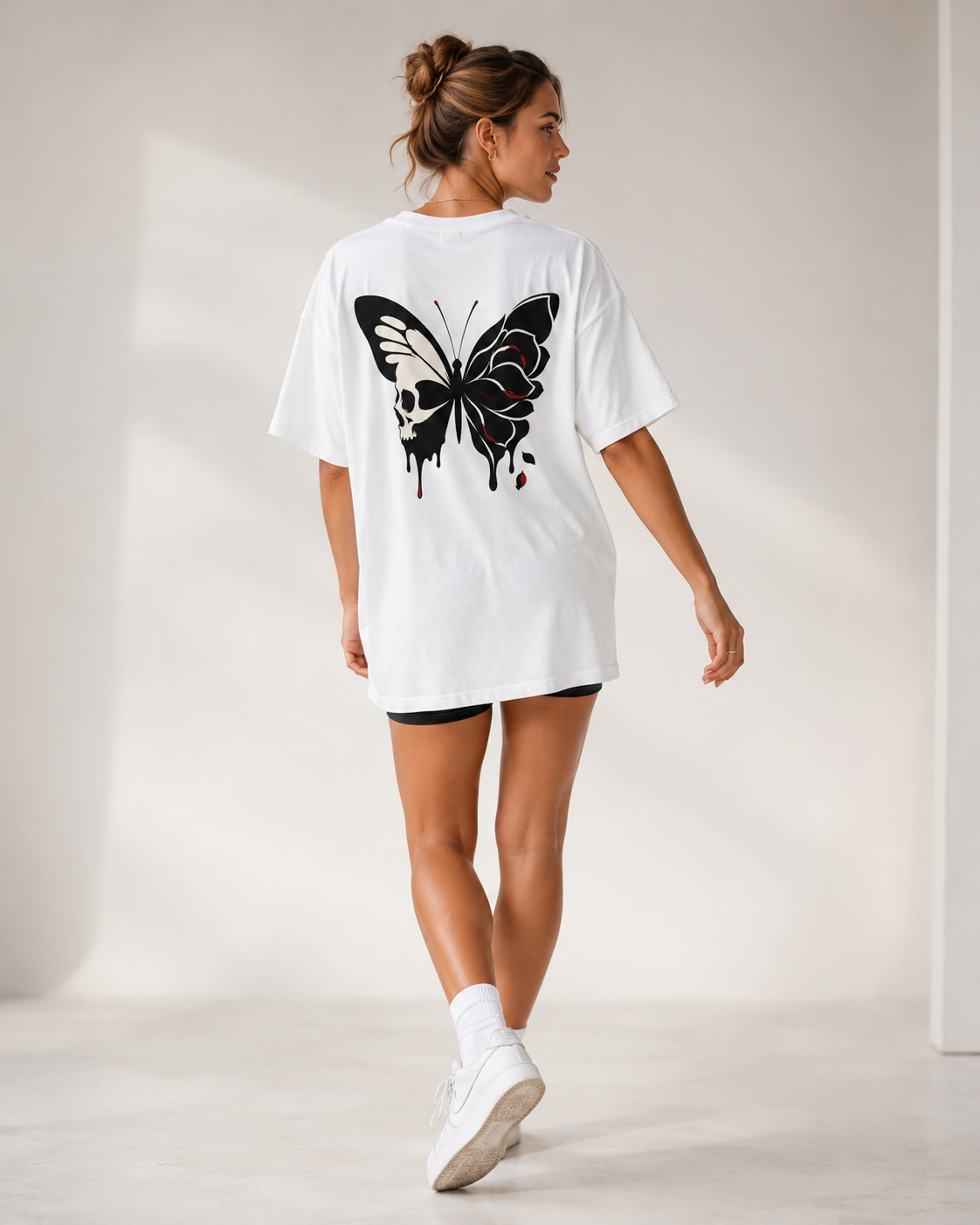 Skullwing Babe Oversized T-Shirt