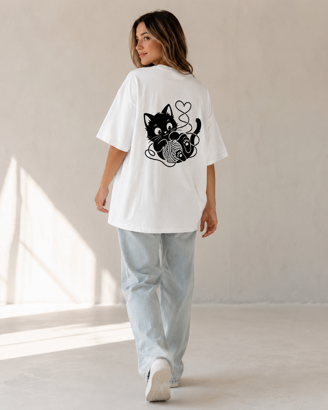 Tangled Kitty Babe Oversized T-Shirt